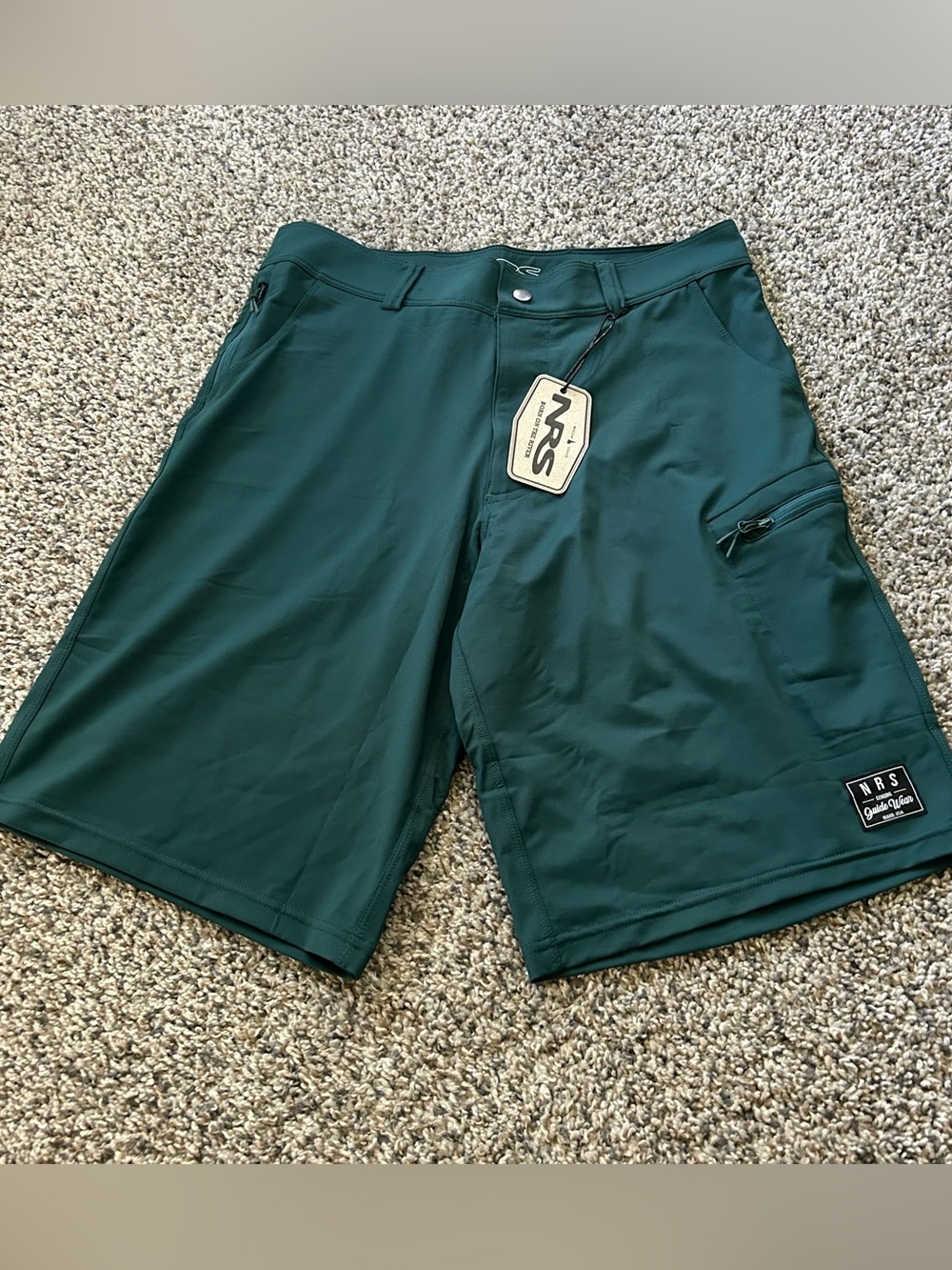 NRS Men Size 30 Guide Performance Outdoor Athletic Shorts Moss 11” Inseam UPF 50